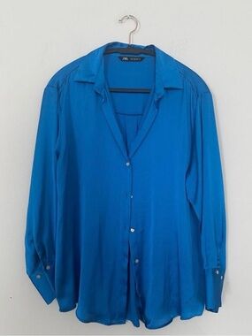 Zara Button Up Blue long sleeve top
